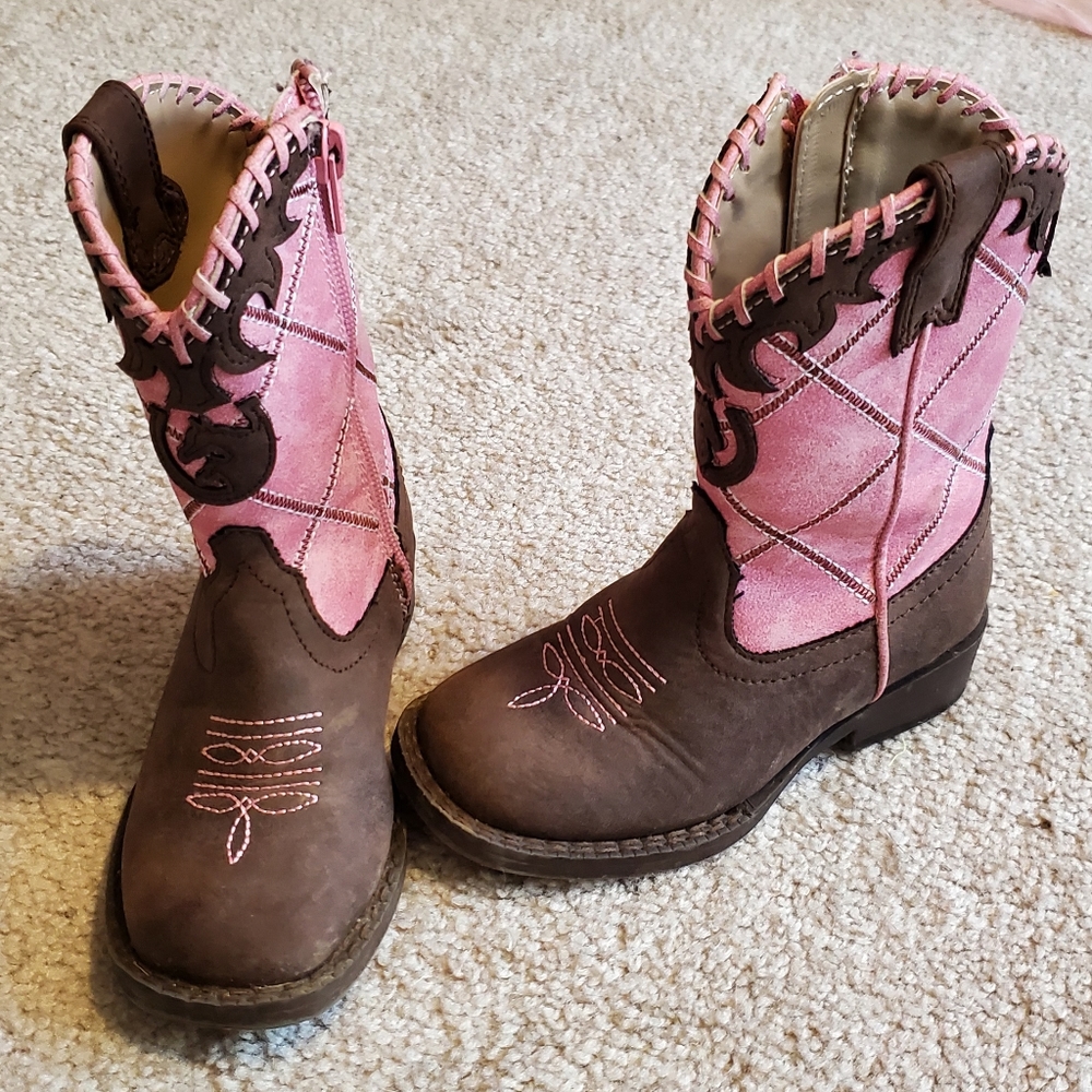 Size 7 pink and brown cowboy boots